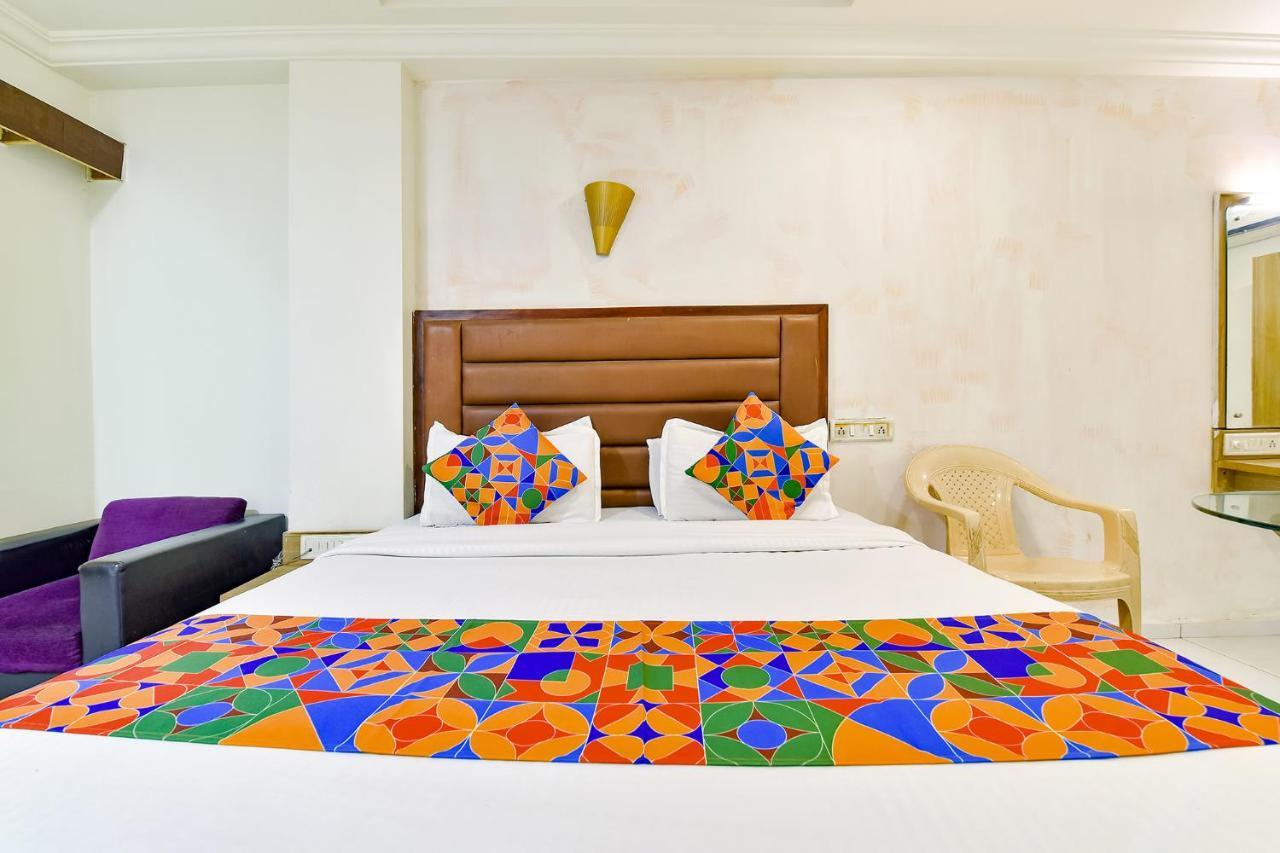 Fabhotel Kadamb Inn Ахмедабад Экстерьер фото